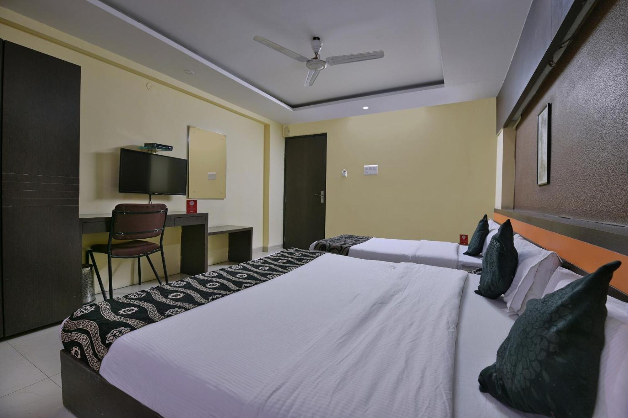 Collection O Diamond And Residences Indore Ngoại thất bức ảnh