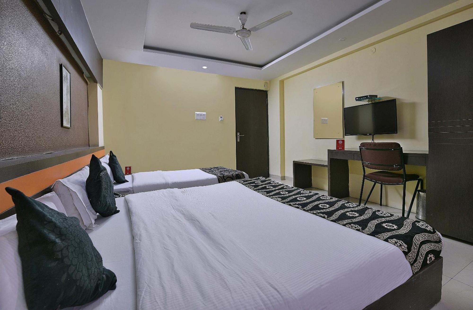 Collection O Diamond And Residences Indore Ngoại thất bức ảnh